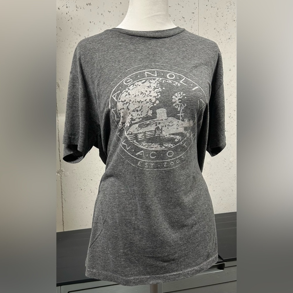 MAGNOLIA Joanna Gaines’ store cotton-blend grey t-shirt size M generous fit